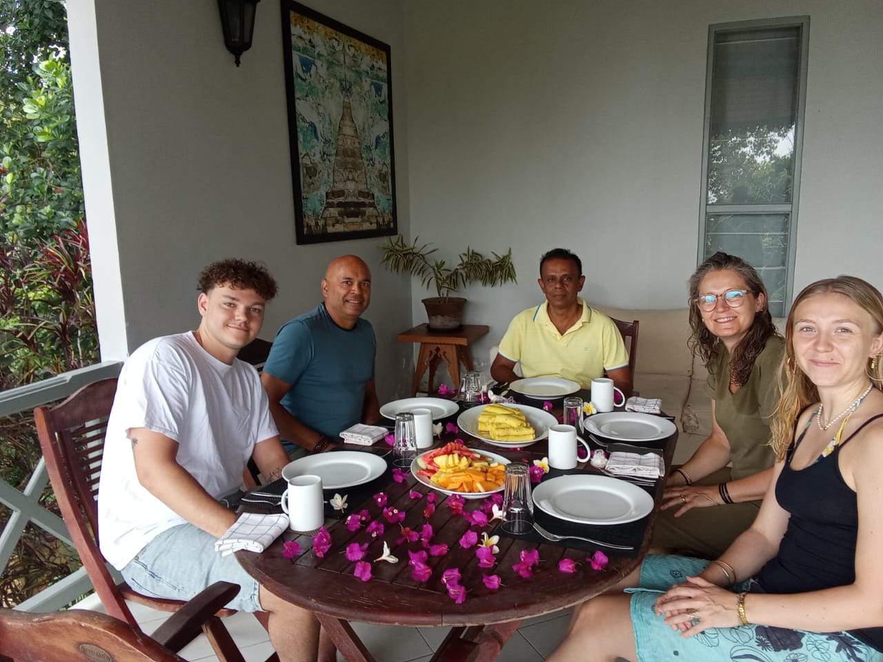 Akew Tours – Gallery
